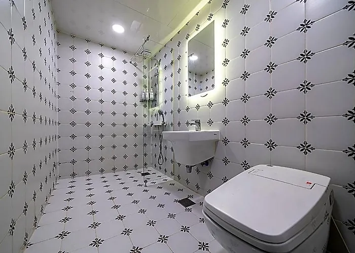 Brown Dot Hotel Osan